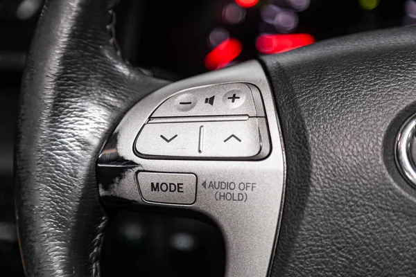Novosibirsk Russia July 2019 Toyota Camry Close Multiwheel Phone Setting — Stock Photo, Image