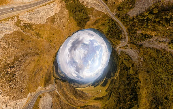 Helikopter Drone Geschoten Luchtfotografie Van Een Verbazingwekkende Bergen Rivier Bos — Stockfoto