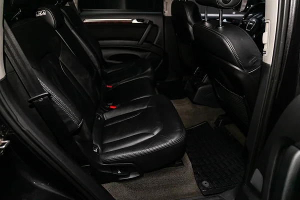 Nowosybirsk Rosja Lipca 2019 Audi Zbliżenie Czarnych Tylnych Siedzeń Pasami — Zdjęcie stockowe