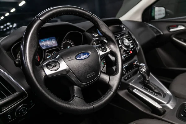 Novosibirsk Rusko Červenec 2019 Ford Focus Zavírající Palubní Desku Otáčkoměr — Stock fotografie