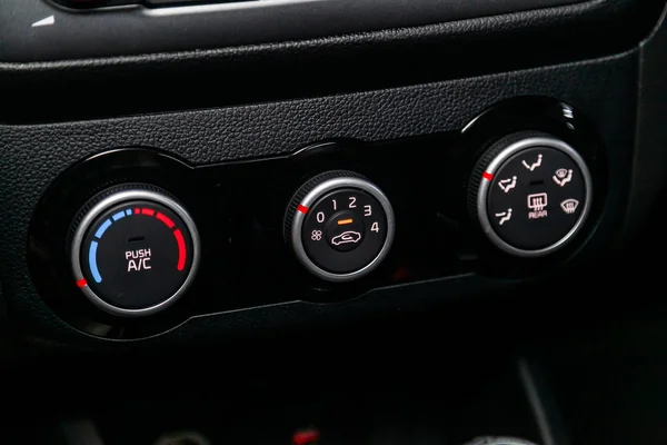 Bezárás Autó Szellőztető Rendszer Légkondicionáló Részletek Ellenőrzések Modern Autó — Stock Fotó