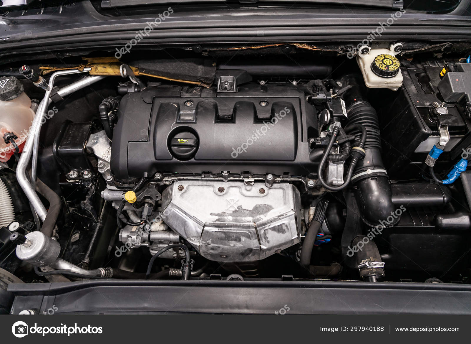 Novosibirsk Russia July 19 Peugeot 308 Close Engine Front View Stock Editorial Photo C Everyonensk Novosibirsk Russia July 19 Peugeot 308 Close Engine Front View Stock Editorial Photo C Everyonensk