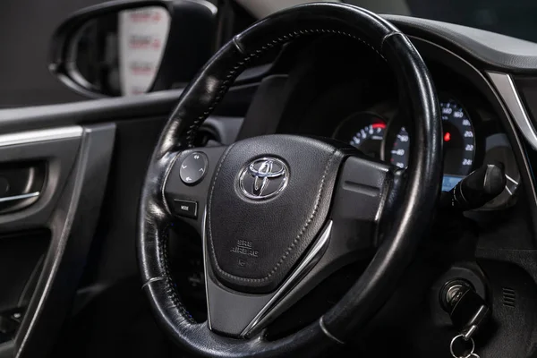 Novosibirsk Rússia Julho 2019 Toyota Corolla Close Painel Velocímetro Tacômetro — Fotografia de Stock