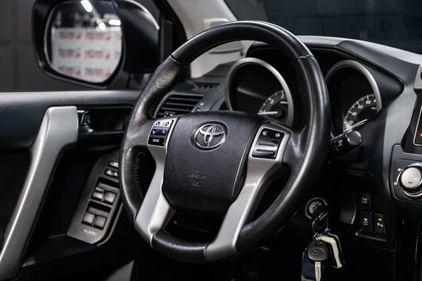Novosibirsk Russland Juli 2019 Toyota Land Cruiser Prado 150 Nahaufnahme — Stockfoto