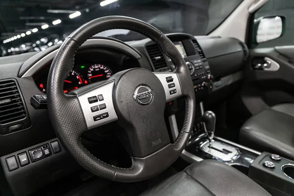 Novosibirsk Rusko Srpen 2019 Nissan Pathfinder Uzavření Přístrojové Desky Otáčkoměr — Stock fotografie