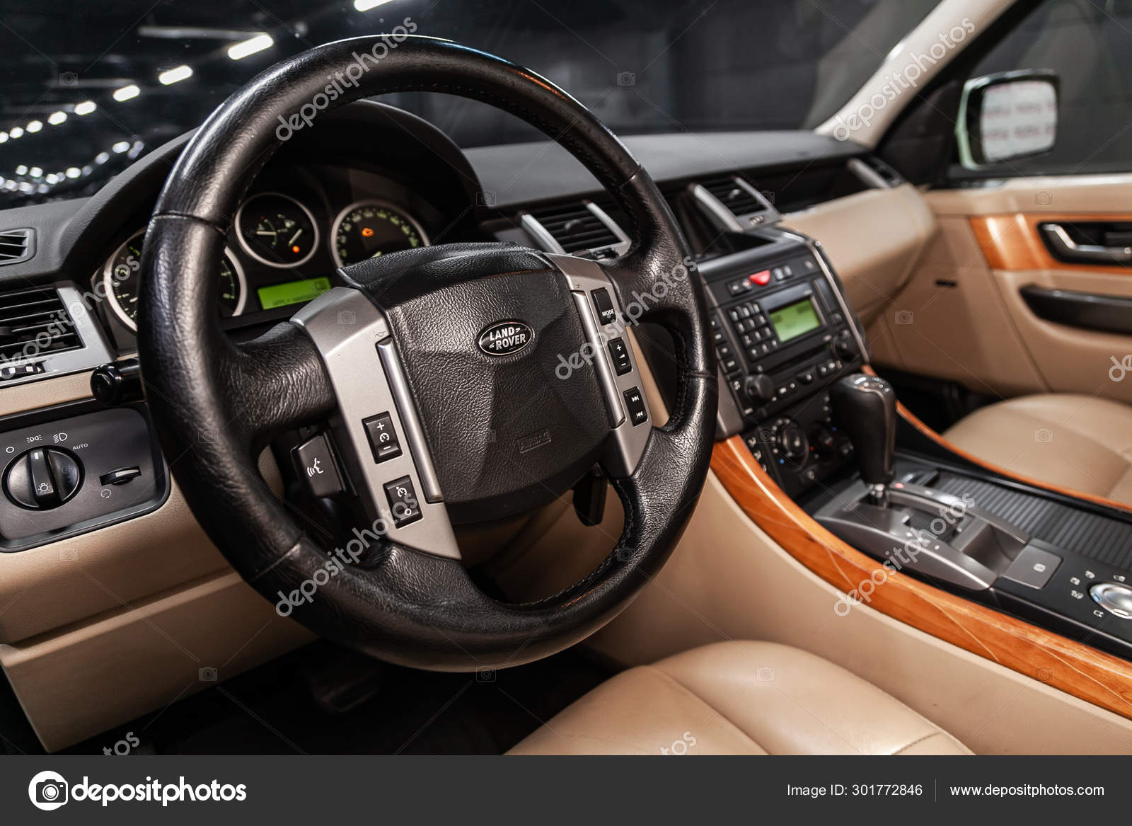 Novosibirsk Russia August 2019 Land Rover Range Rover Sport