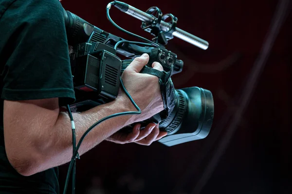 Operator Shoots Video Sporting Event Professional Video Technician Work Videographer — Stock Photo, Image