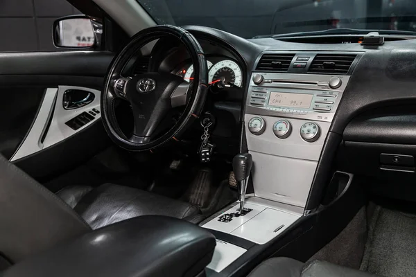 Novossibirsk Russie Août 2019 Toyota Camry Voiture Luxe Noire Intérieur — Photo