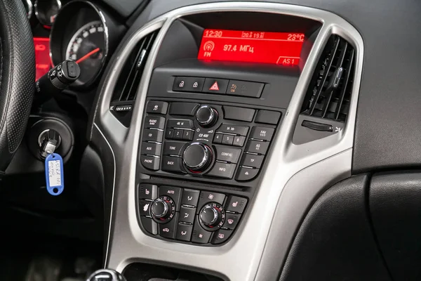 Novosibirsk Rusland Augustus 2019 Opel Astra Close Van Het Dashboard — Stockfoto