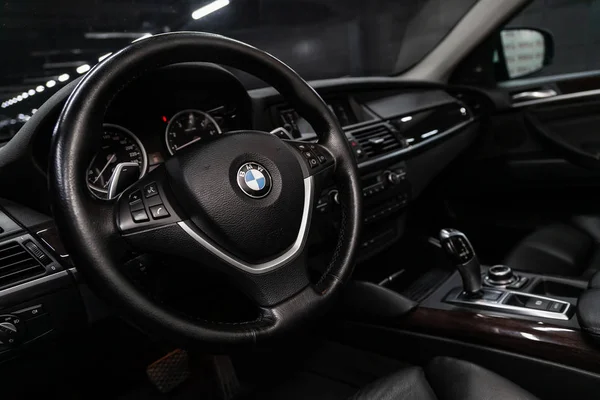 Novosibirsk Rusya Ağustos 2019 Bmw Gösterge Paneli Yakın Çekim Hız — Stok fotoğraf