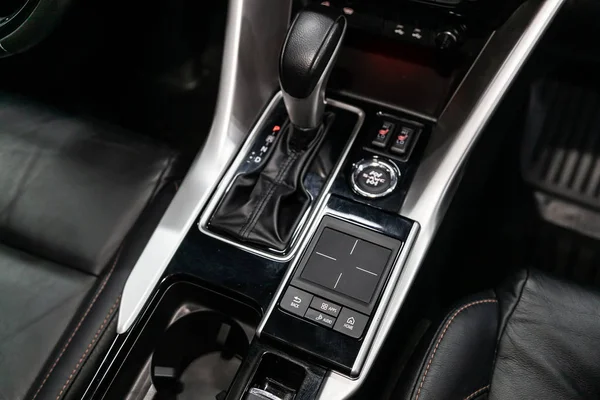 Novosibirsk Rusland Augustus 2019 Mitsubishi Eclipse Cross Gear Shift Automatische — Stockfoto