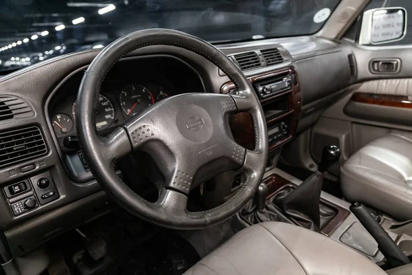 Nowosibirsk Russland September 2019 Nissan Patrol Schwarzer Luxus Innenraum Armaturenbrett — Stockfoto