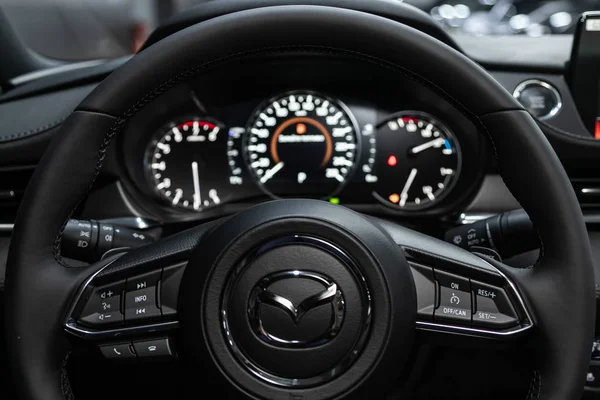 Novosibirsk Rusia Oktober 2019 Mazda Mobil Mewah Hitam Interior Dashboard — Stok Foto