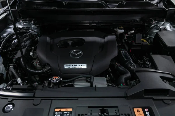 Novosibirsk Rússia Outubro 2019 Mazda Close Detail Car Engine Front — Fotografia de Stock