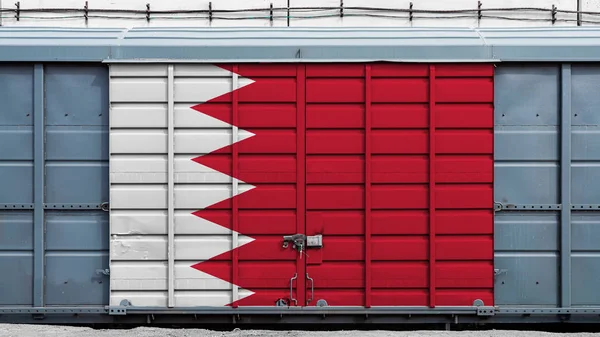 Передній Вид Вагона Контейнера Великим Металевим Замком Національним Прапором Бахрейну — стокове фото