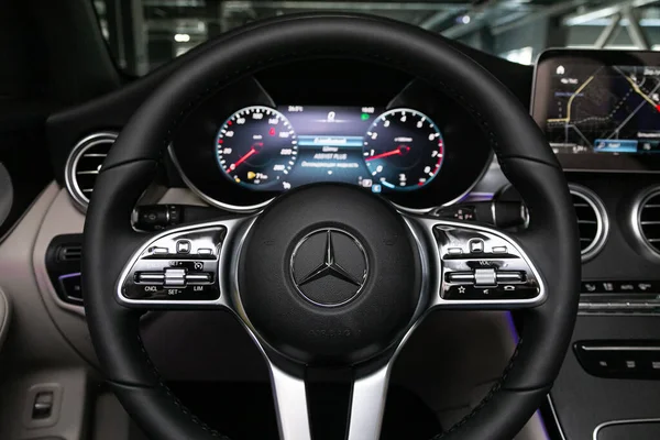 2020年4月28日 Mercedes Benz Glc Class Black Luxury Car Interior Dashboard — 图库照片
