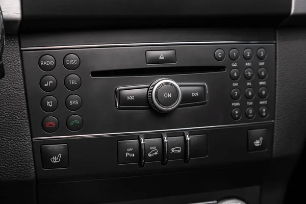 Novosibirsk Russia 2020 Mercedes Benz Glk Close Black Panel Radio — 스톡 사진