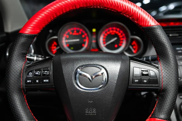 Novosibirsk Russia 2020 Mazda Auto Interior Steering Wheel Red Logo — 스톡 사진