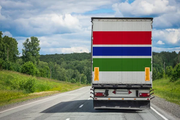 Caminhão Com Bandeira Nacional Gâmbia Retratado Porta Das Traseiras Transporta — Fotografia de Stock
