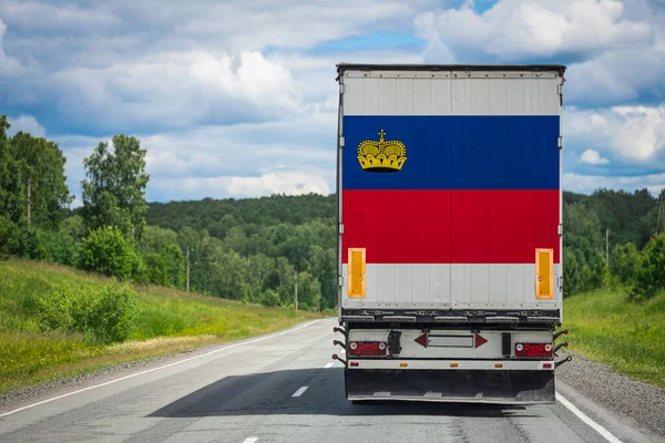 Camión Con Bandera Nacional Liechtenstein Representada Puerta Trasera Lleva Mercancías — Foto de Stock