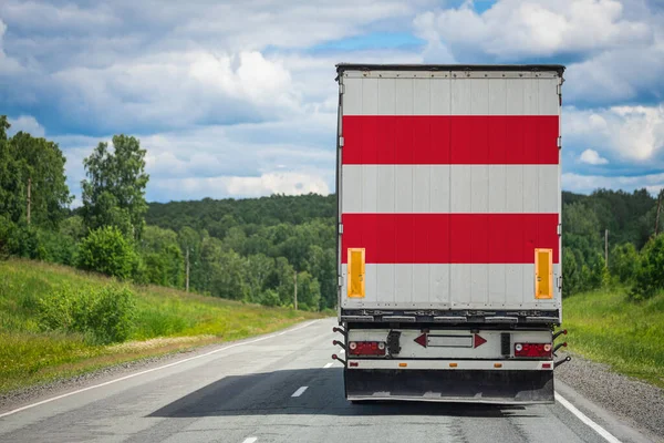 Caminhão Com Bandeira Nacional Áustria Retratado Porta Das Traseiras Transporta — Fotografia de Stock
