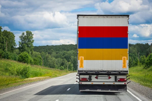 Caminhão Com Bandeira Nacional Armênia Retratado Porta Das Traseiras Transporta — Fotografia de Stock