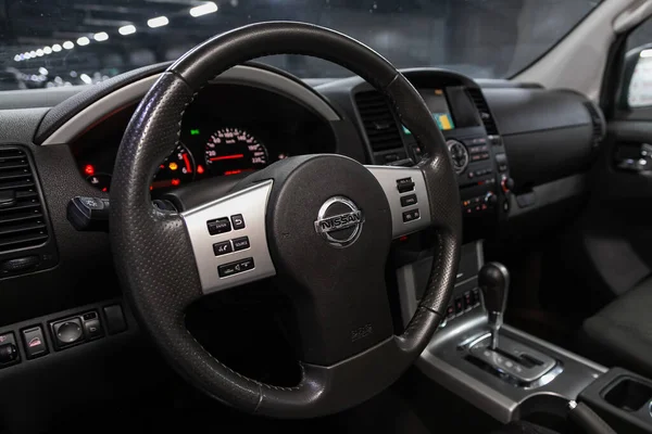 Novosibirsk Rusia Junio 2020 Nissan Pathfinder Prestige Interior Del Coche — Foto de Stock