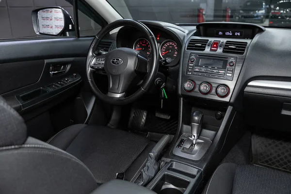Novosibirsk Rusia Junio 2020 Subaru Impreza Prestige Interior Del Coche —  Fotos de Stock
