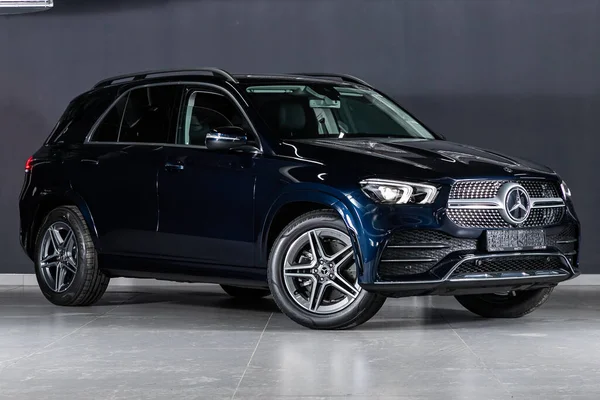 Novosibirsk Rússia Abril 2020 Mercedes Benz Gle Azul Suv Luxo — Fotografia de Stock