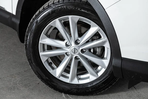 Novoszibirszk Oroszország Június 2020 Nissan Qashqai Car Wheel White Car — Stock Fotó