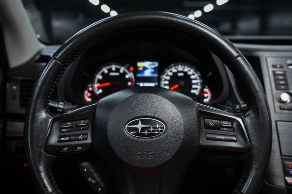 Novosibirsk Russia 2020 Subaru Outback Steering Wheel Dshboard Sponometer Tachometer — 스톡 사진