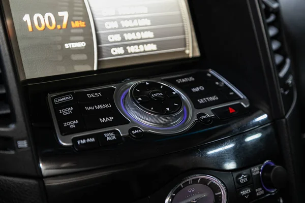 Novosibirsk Russia July 2020 Infiniti Fx50 Audio Stereo System Control — Stock Photo, Image
