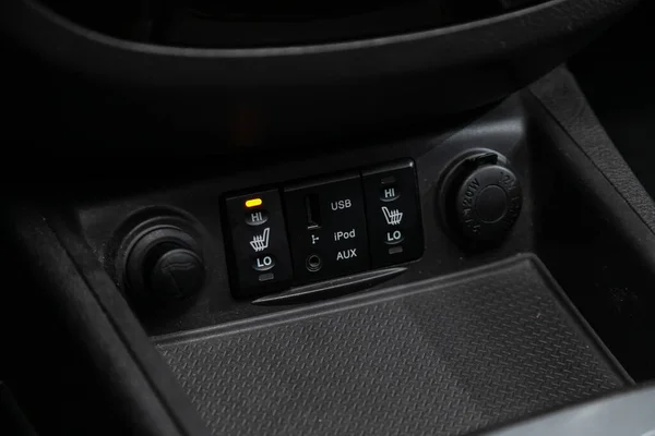 Novosibirsk Russia 2020 Hyundai Santa Seat Heat Indicator Car 현대식 — 스톡 사진