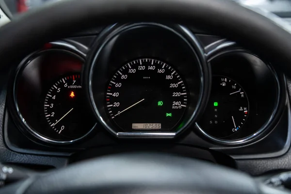 Novosibirsk Russia July 2020 Lexus 350 Speedometer Odometer Range 208 — Stock Photo, Image