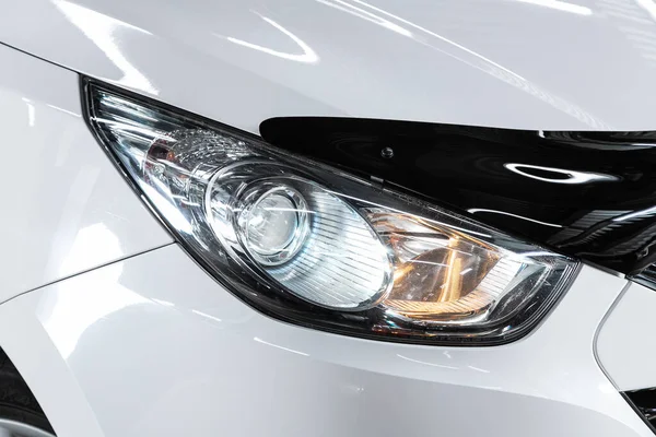 Novosibirsk Russia 2020 Hyundai Glowing Headlight Modern Car Close — 스톡 사진