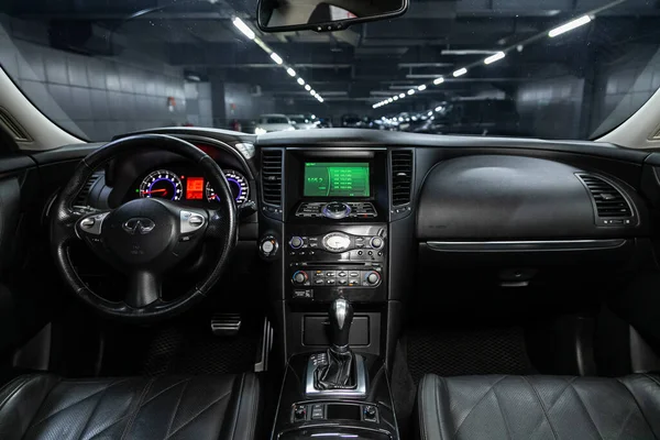 Новосибірськ Росія Серпня 2020 Infiniti Close Dashboard Player Driving Wheel — стокове фото