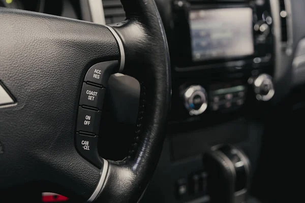 Novosibirsk Russia August 2020 Mitsubushi Pajero New Black Steering Wheel — Stock Photo, Image