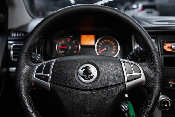 Novosibirsk Russia August 2020 Ssang Yong Action Dashboard Player Steering — Stock Photo, Image
