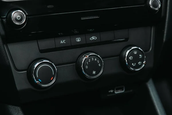 Novosibirsk 2020 Scoda Octavia Close Instrument Car Panel Climat Control — 스톡 사진