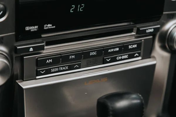 Novosibirsk Rusia Septiembre 2020 Lexus Gx470 Audio Sistema Estéreo Panel —  Fotos de Stock