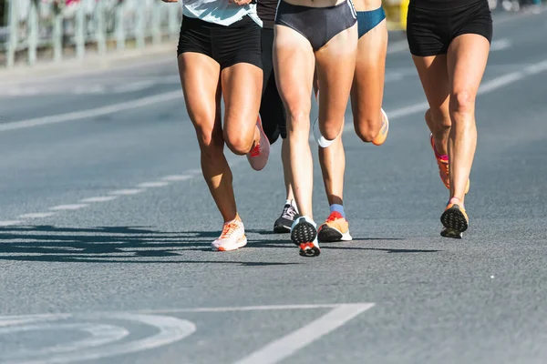Close Legs Running Track Field Athletes Asphalt Marathon Runners Special — Stock Photo, Image