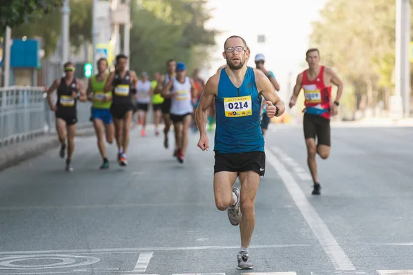 Novosibirsk Russia September 2020 Raevich Half Marathon Man Runner Running — Stock Photo, Image