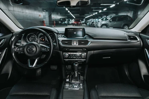 Novosibirsk Rusia September 2020 Mazda Mobil Interior Roda Kemudi Tuas — Stok Foto