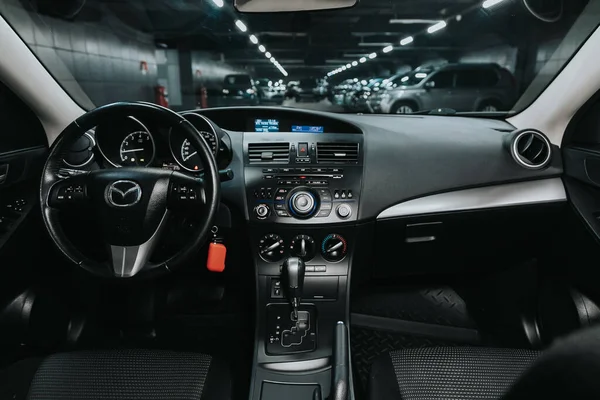 Novosibirsk Rusia September 2020 Mazda Mobil Interior Roda Kemudi Tuas — Stok Foto