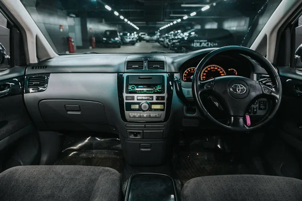 Novosibirsk Rusia September 2020 Toyota Ipsum Mobil Interior Roda Kemudi — Stok Foto