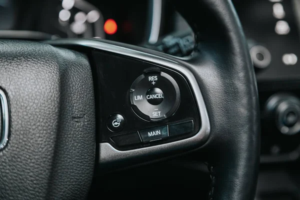 러시아어 Novosibirsk 2020 Honda Modern Black Steering Multifunction Button Quick — 스톡 사진