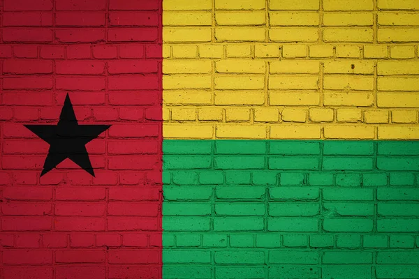 Drapeau National Guinée Bissau Représentant Couleurs Peintes Sur Vieux Mur — Photo