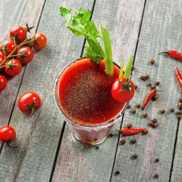 Bloody Mary Cocktail Made Tomato Juice Vodka Pepper Salt Lemon — Stock Photo, Image