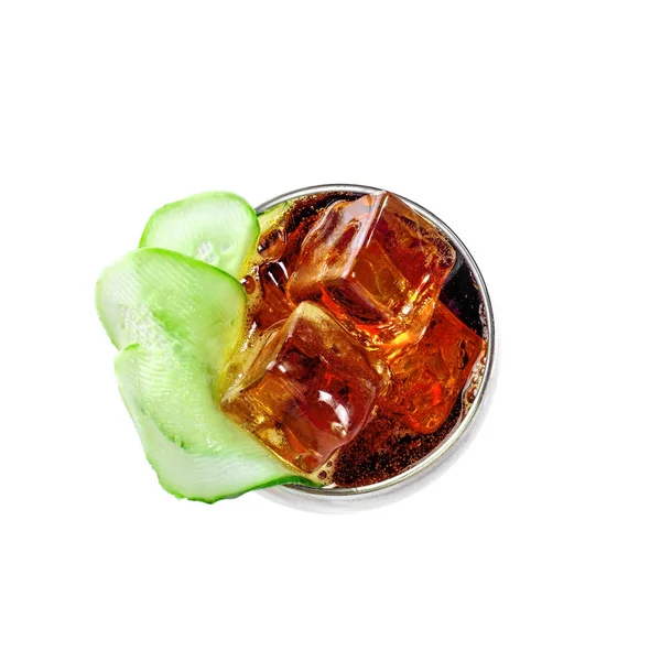 Вкусный Алкогольный Коктейльный Напиток Огурцом Колой Бренди Изолированы Белом Фоне — стоковое фото