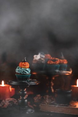 Cadılar Bayramı cupcake kabak ile